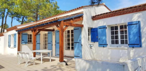Maison dans les pins